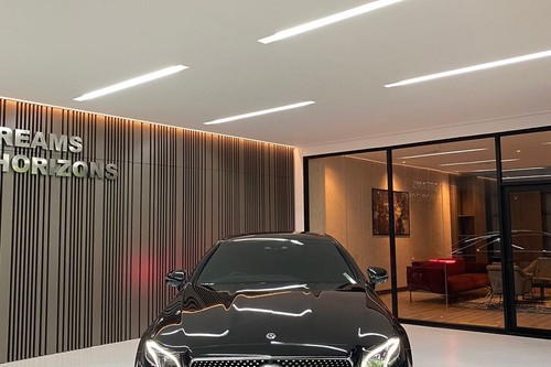 2018 Mercedes Benz E-Class  E 300 Coupe AMG Line bekas