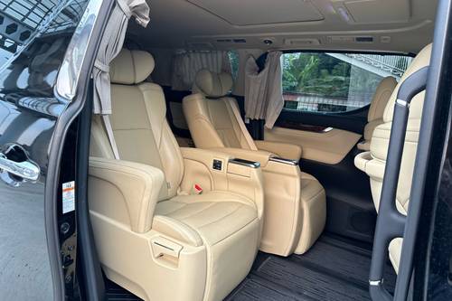 2020 Toyota Alphard  2.5 G A/T