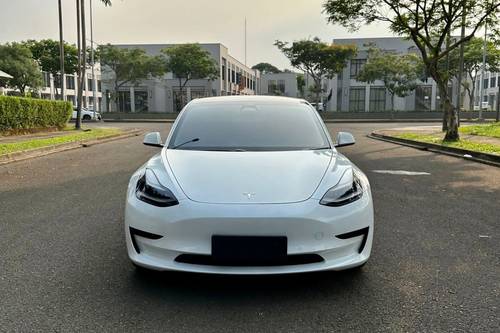 2022 Tesla Model 3 Standard Plus bekas