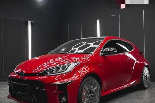 2021 Toyota GR Yaris  1.6L MT