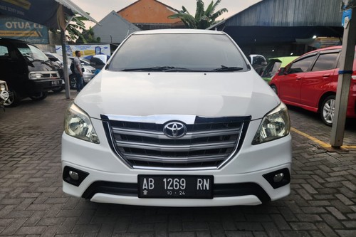 2014 Toyota Kijang Innova 2.0 G AT bekas