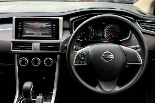 Dijual 2021 Nissan Grand Livina Special Version bekas