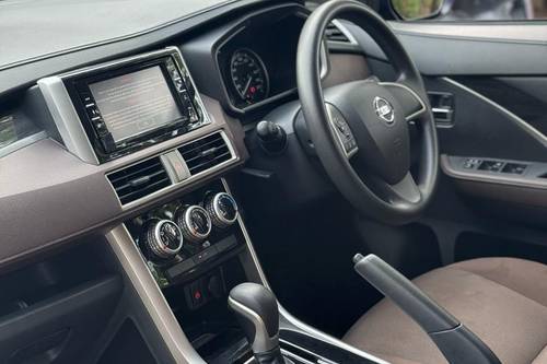 Beli mobil bekas