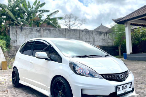 2014 Honda Jazz  RS CVT A/T bekas