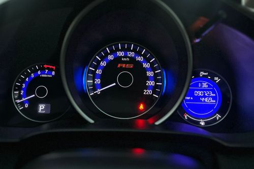 2015 Honda Jazz A/T bekas