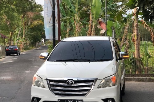 2015 Toyota Kijang Innova 2.0L G MT bekas