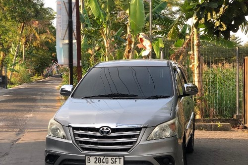 2015 Toyota Kijang Innova 2.0 E AT bekas