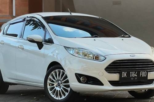 2014 Ford Fiesta  1.5L AT S bekas