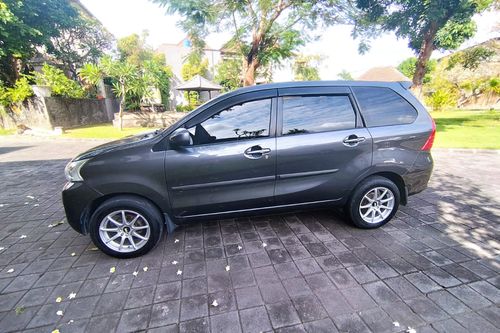 Old 2017 Daihatsu Xenia 1.3 R AT SPORTY