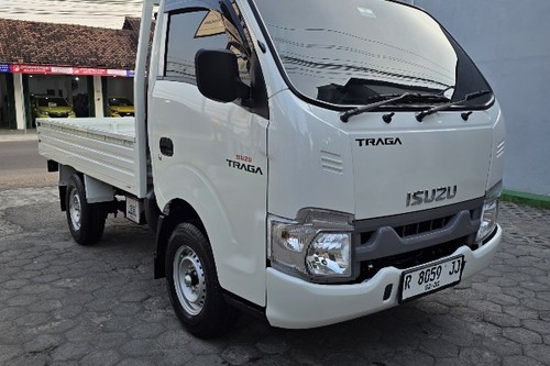 2025 Isuzu Traga 2.5 PU M/T bekas