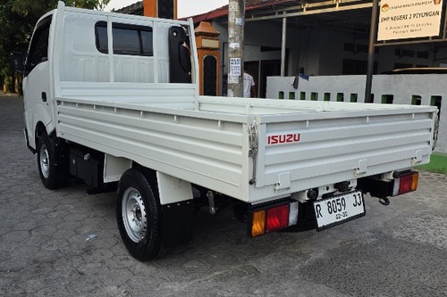 Dijual 2025 Isuzu Traga 2.5 PU M/T bekas