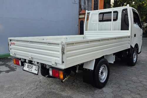 2025 Isuzu Traga 2.5 PU M/T bekas