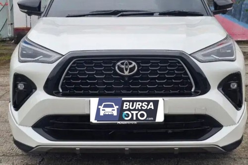 2024 Toyota Yaris Cross 1.5 S HV CVT With GR Parts Aero Package bekas