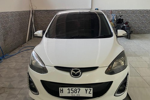 2011 Mazda 2 Hatchback  R A/T bekas