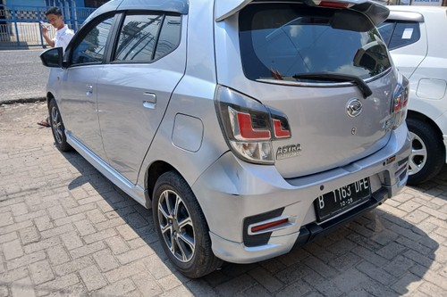 Dijual 2021 Daihatsu Ayla 1.2L R AT DLX bekas