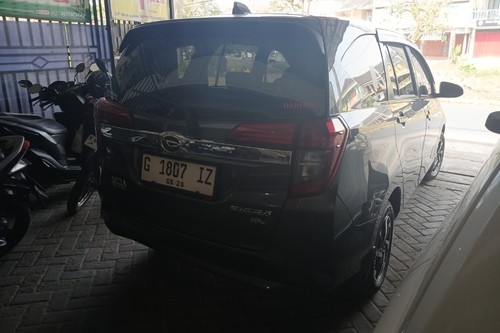 2023 Daihatsu Sigra 1.2 R MT tua