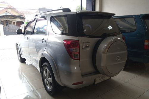 2nd Hand 2007 Toyota Rush S  MT