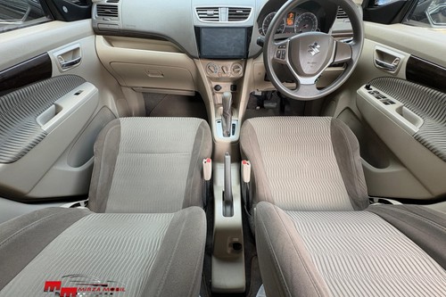 Dijual 2017 Suzuki Ertiga Dreza AT bekas