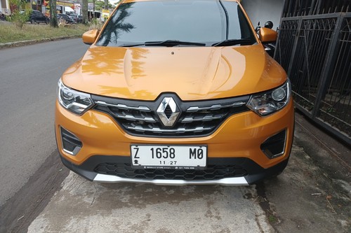 2020 Renault Triber RXZ AT bekas