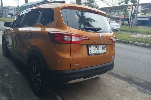 Second hand 2020 Renault Triber RXZ AT 