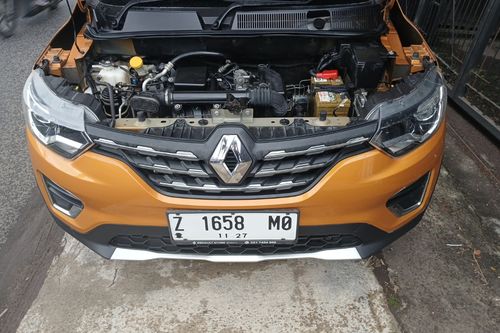 Used 2020 Renault Triber RXZ AT