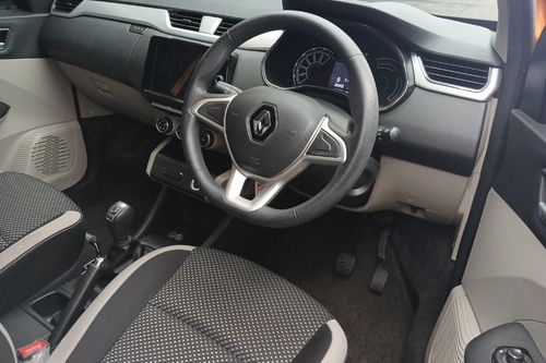 Used 2020 Renault Triber RXZ AT