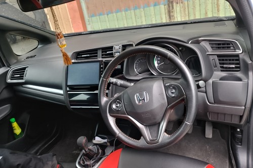 Dijual 2018 Honda Jazz GK5 1.5 RS CVT (CKD) bekas