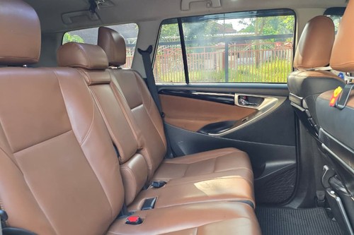 2019 Toyota Kijang Innova 2.4 V Diesel AT bekas