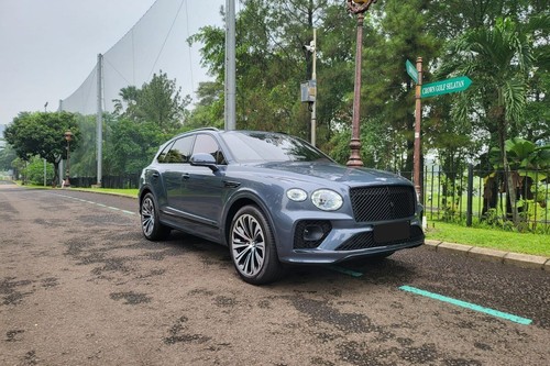 2022 Bentley Bentayga 4.0 L bekas