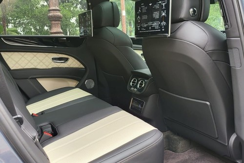 2022 Bentley Bentayga 4.0 L bekas