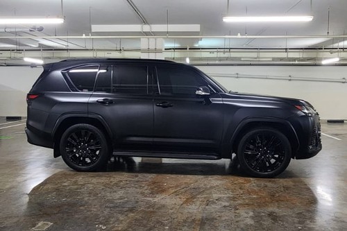 Dijual 2023 Lexus LX 600 VIP bekas
