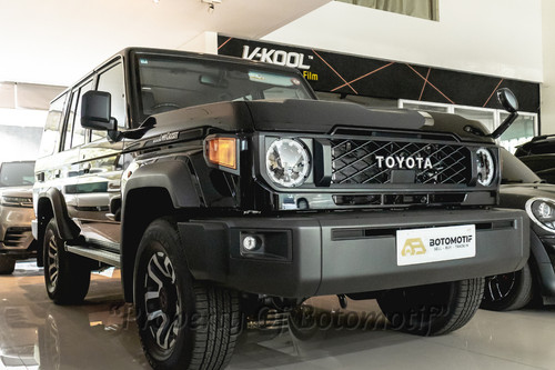 2025 Toyota Land Cruiser 4.5L AT V8 tua