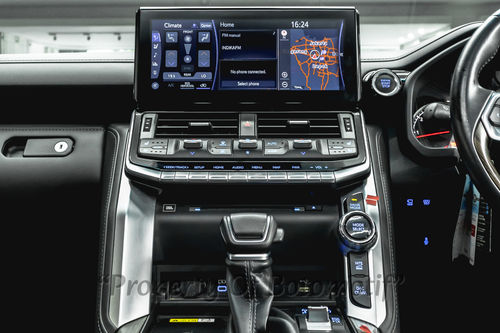 2023 Toyota Land Cruiser VX-R bekas