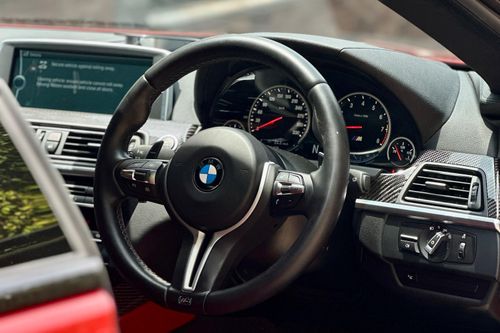 2013 BMW M6 Coupe 4.4 L bekas