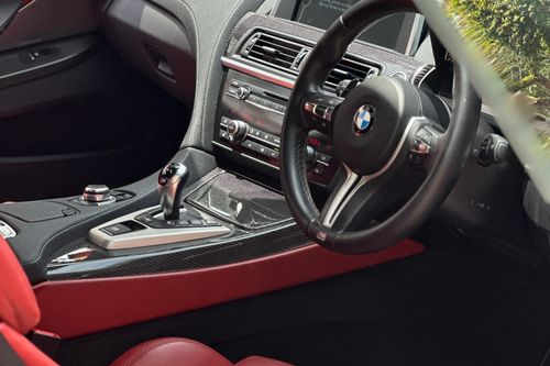 Dijual 2013 BMW M6 Coupe 4.4 L bekas