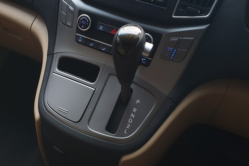 2021 Hyundai H1 ROYALE AT tua