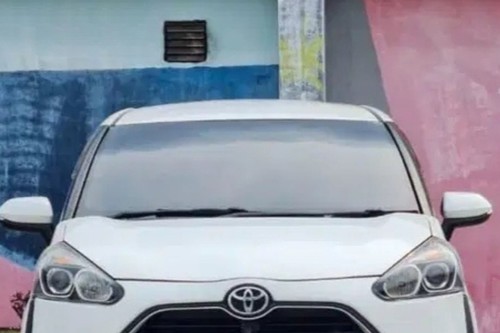 2017 Toyota Sienta 1.5L V AT bekas