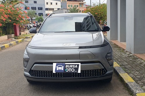 2024 Hyundai Kona Electric Signature Long Range bekas