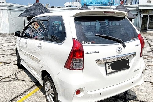 Dijual 2014 Toyota Avanza Veloz VELOZ 1.5 AT AIRBAG bekas