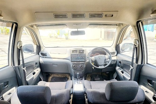2014 Toyota Avanza Veloz VELOZ 1.5 AT AIRBAG bekas