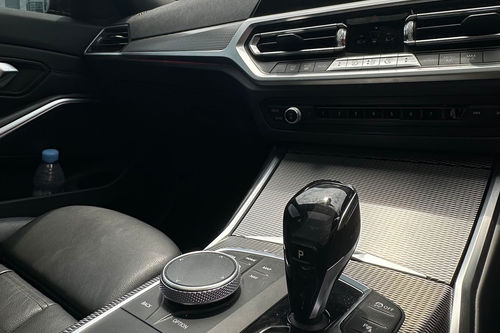 2019 BMW 3 Series Sedan 330i M Sport Pro tua