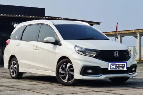 Second hand 2017 Honda Mobilio RS CVT 