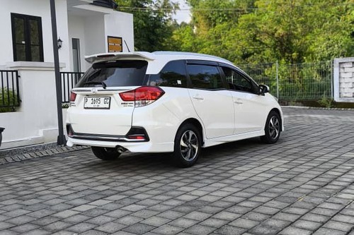 Dijual 2018 Honda Mobilio RS CVT bekas