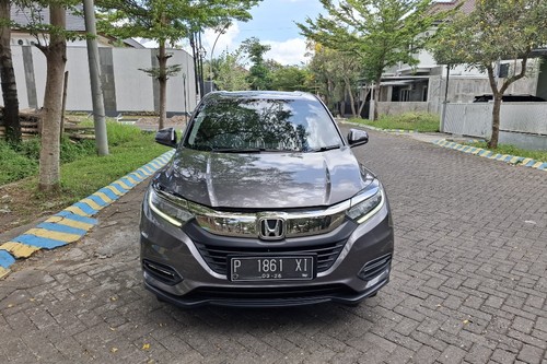 2015 Honda HRV  1.8 PRESTIGE TWOTONE