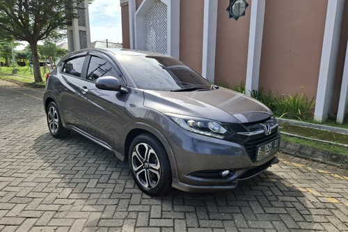 Dijual 2015 Honda HRV 1.8 PRESTIGE TWOTONE bekas