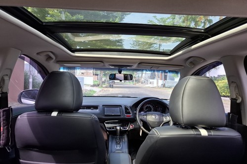 2015 Honda HRV 1.8 PRESTIGE TWOTONE bekas