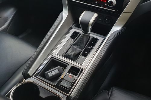 2023 Mitsubishi Pajero Sport Dakar AT 4x2 bekas