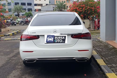 Dijual 2023 Mercedes Benz E-Class E 200 Avantgarde Line bekas