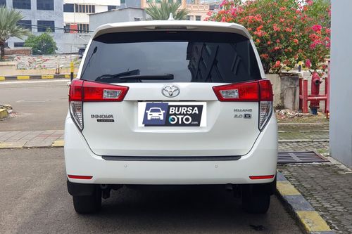 Dijual 2022 Toyota Kijang Innova REBORN 2.0 G AT LUX bekas