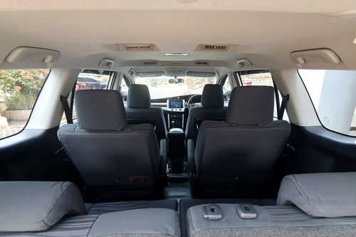 Dijual 2022 Toyota Kijang Innova REBORN 2.0 G AT LUX bekas